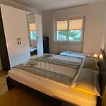 Del Conte A Merano, Con Piscina, Leggere Attentamente Le Info O Chiamare Direttamente L'host! 梅拉诺