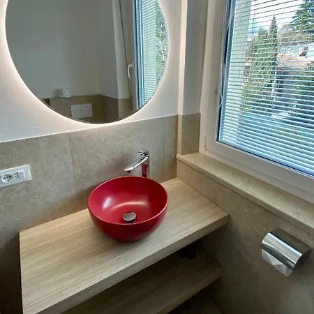 Del Conte A Merano, Con Piscina E Posto Auto, Leggere Attentamente Le Info O Chiamare Direttamente L'host! Apartmán *