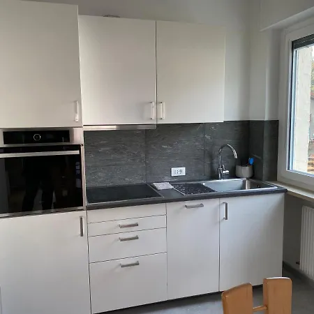 Del Conte A Merano, Con Piscina E Posto Auto, Leggere Attentamente Le Info O Chiamare Direttamente L'host! * Merano