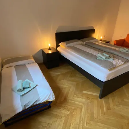 Appartamento Del Conte A Merano, Con Piscina, Leggere Attentamente Le Info O Chiamare Direttamente L'Host!