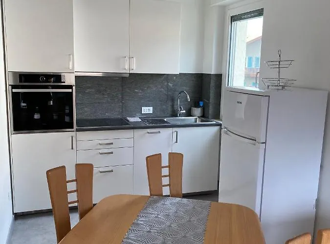 Appartamento Del Conte A Merano, Con Piscina, Leggere Attentamente Le Info O Chiamare Direttamente L'Host!